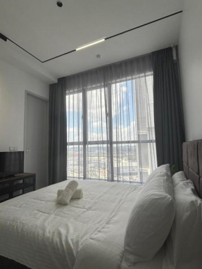 Skytrees Comfort Room With Simple Design Concept